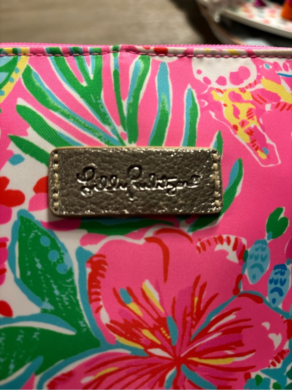 New with tags Lilly Pulitzer Pink Floral Foldable tote bag